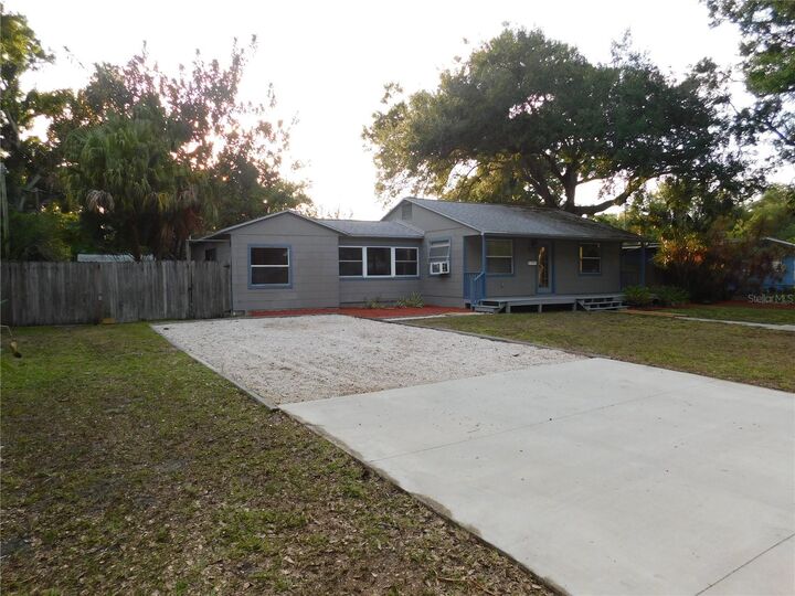 Property Photo:  4934 20th Street N  FL 33714 