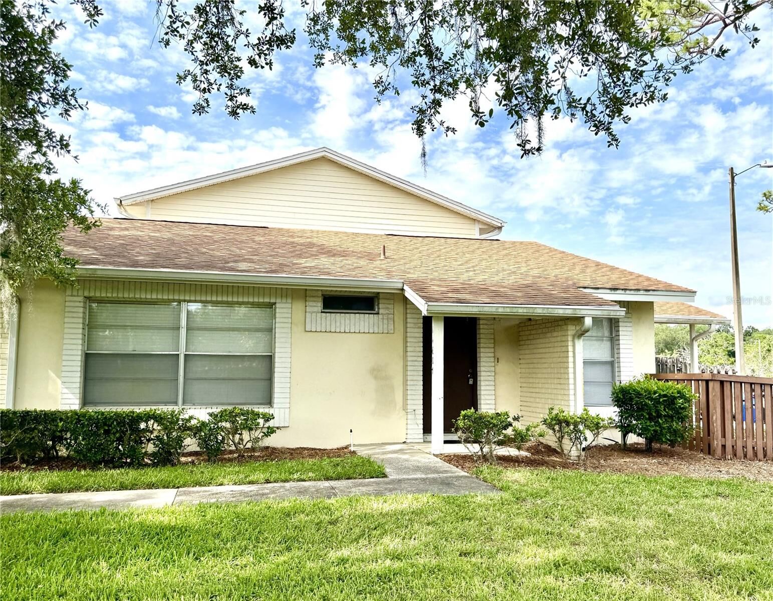 Property Photo: 14607 Pine Glen Circle FL 33559