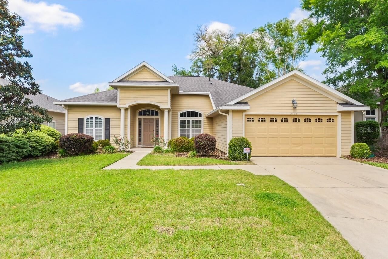 Property Photo:  8430 SW 10th Place  FL 32607 