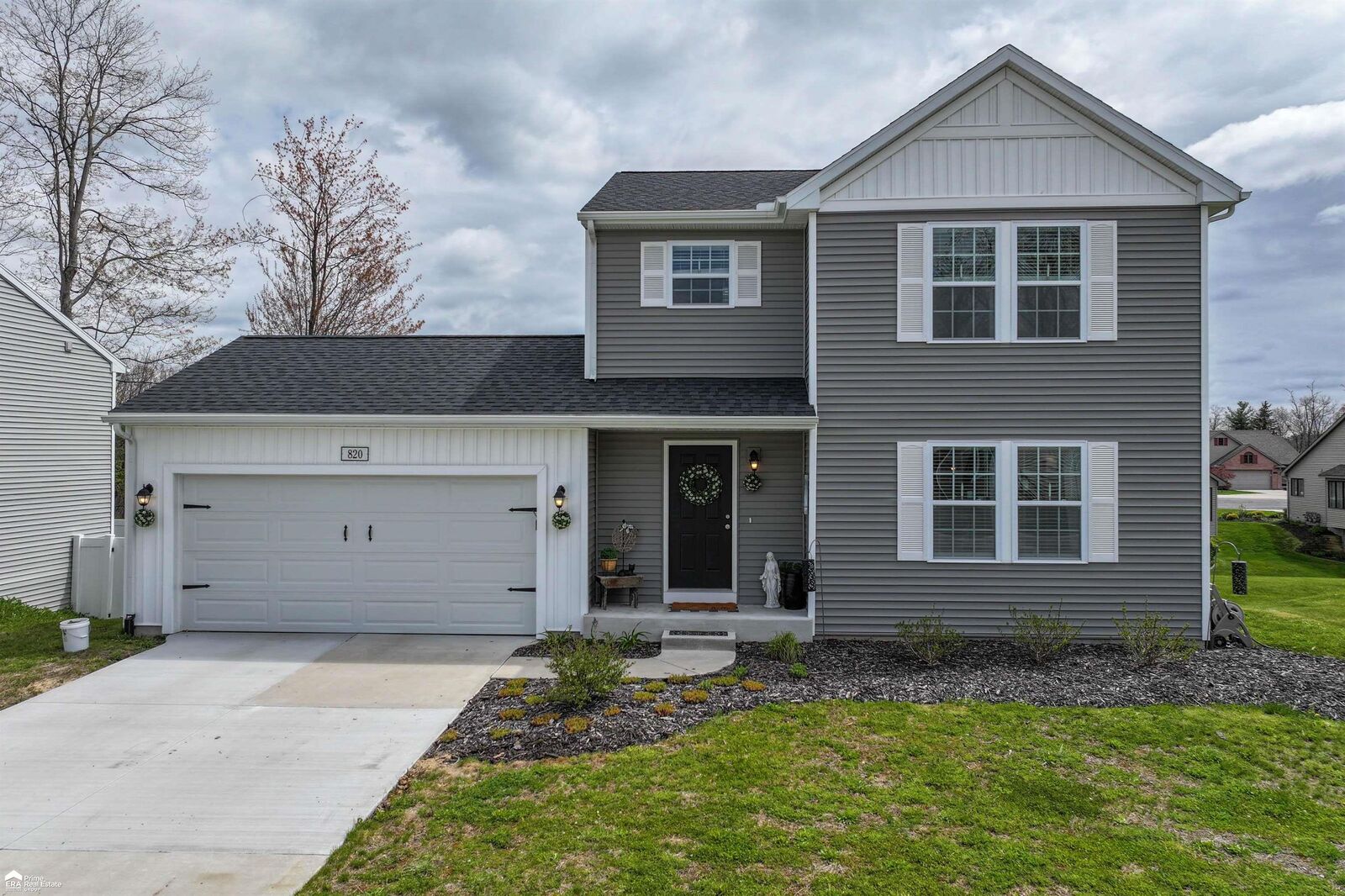 Property Photo: 820 Strauss Court MI 48838