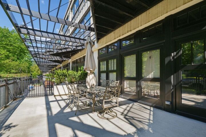Property Photo:  1070 W 15th Street 148  IL 60608 