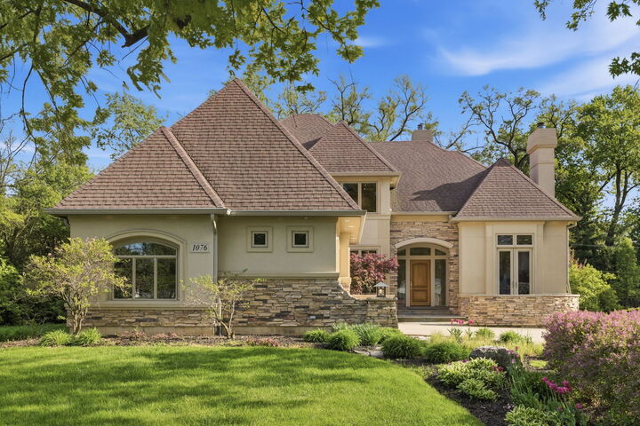 Property Photo:  1076 Prairie Avenue  IL 60540 