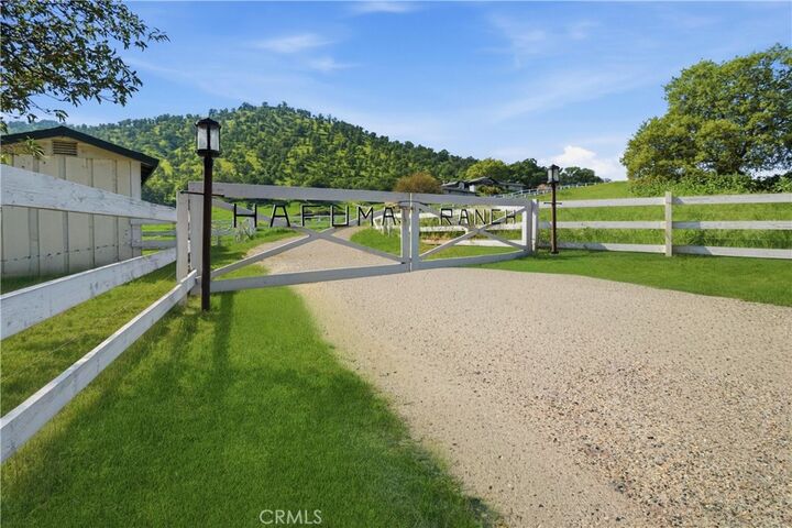 Property Photo:  33295 Globe Dr  CA 93265 