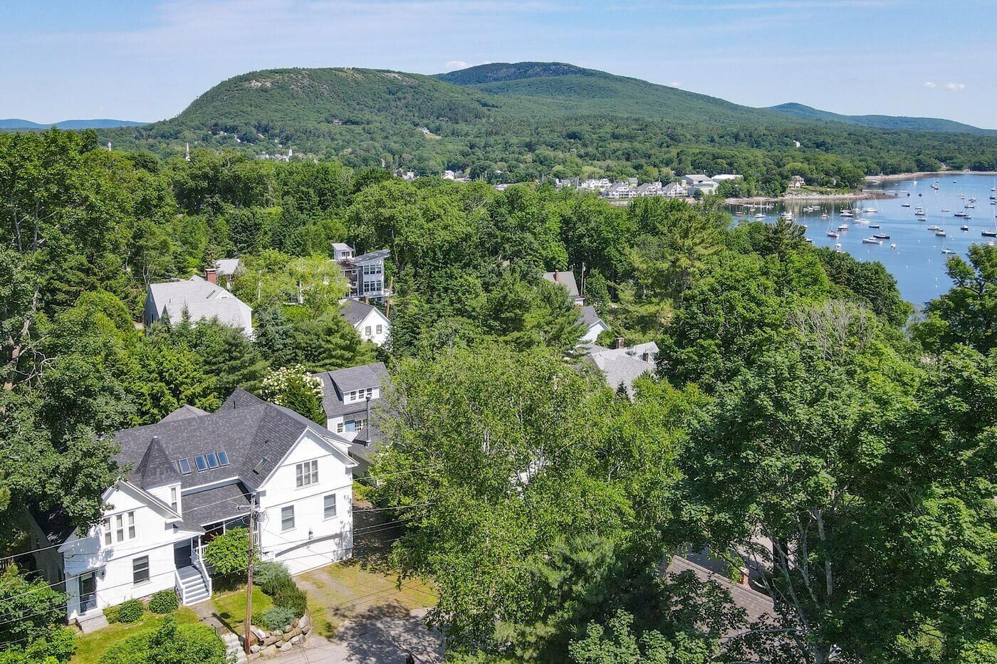 Property Photo:  9 Chestnut Hill Street  ME 04843 
