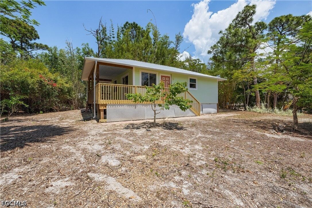 Property Photo:  7322 Hibiscus Avenue  FL 33922 