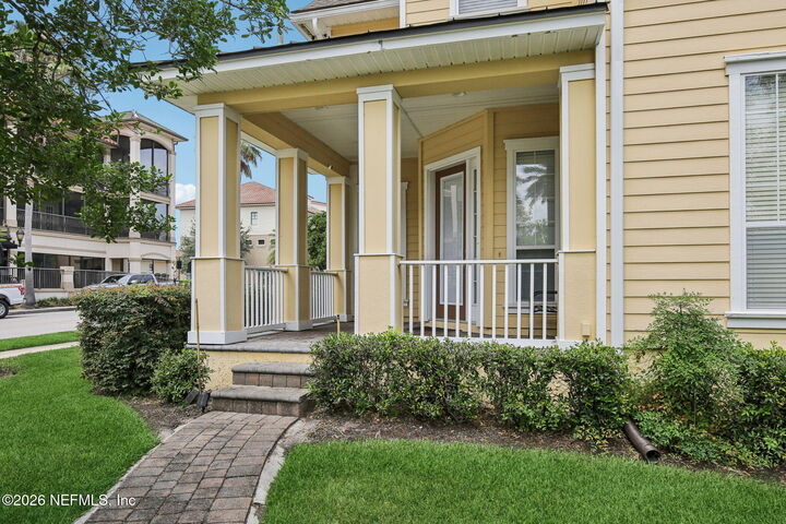Property Photo:  400 Central  FL 32095 