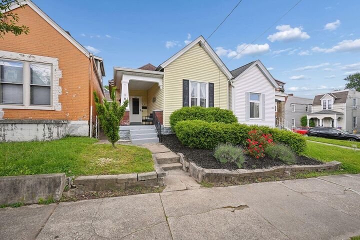 Property Photo:  102 Washington Avenue  KY 41073 