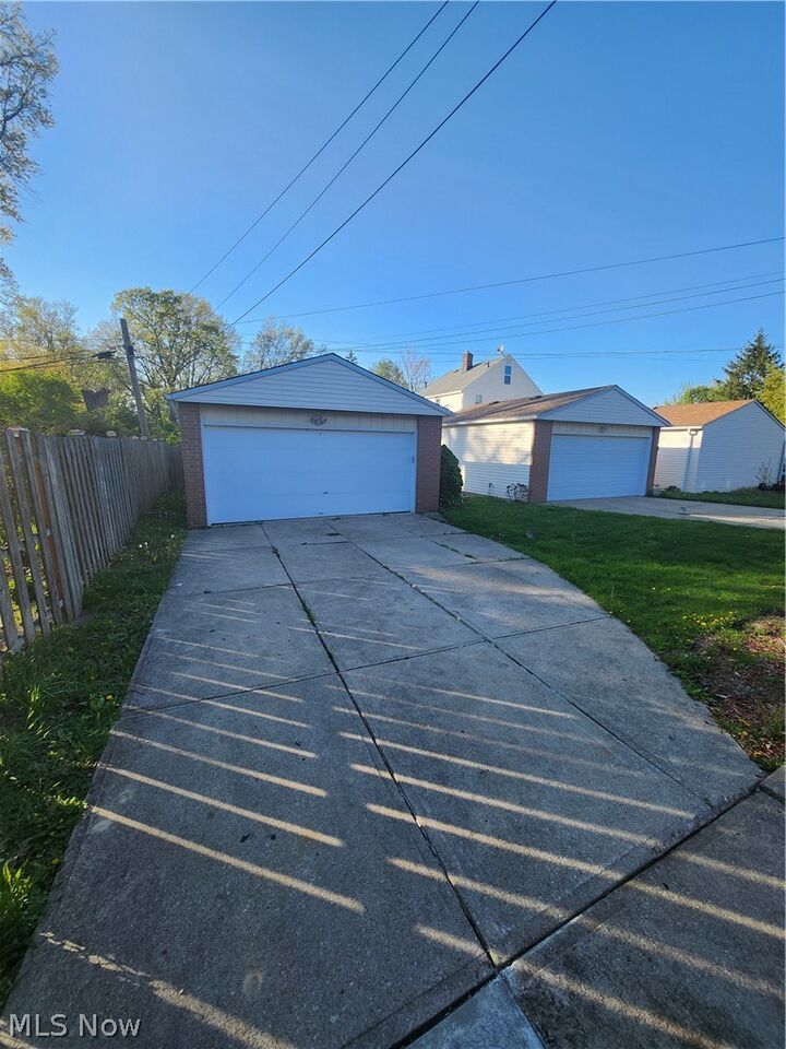 Property Photo:  20207 Lake Shore Boulevard  OH 44123 