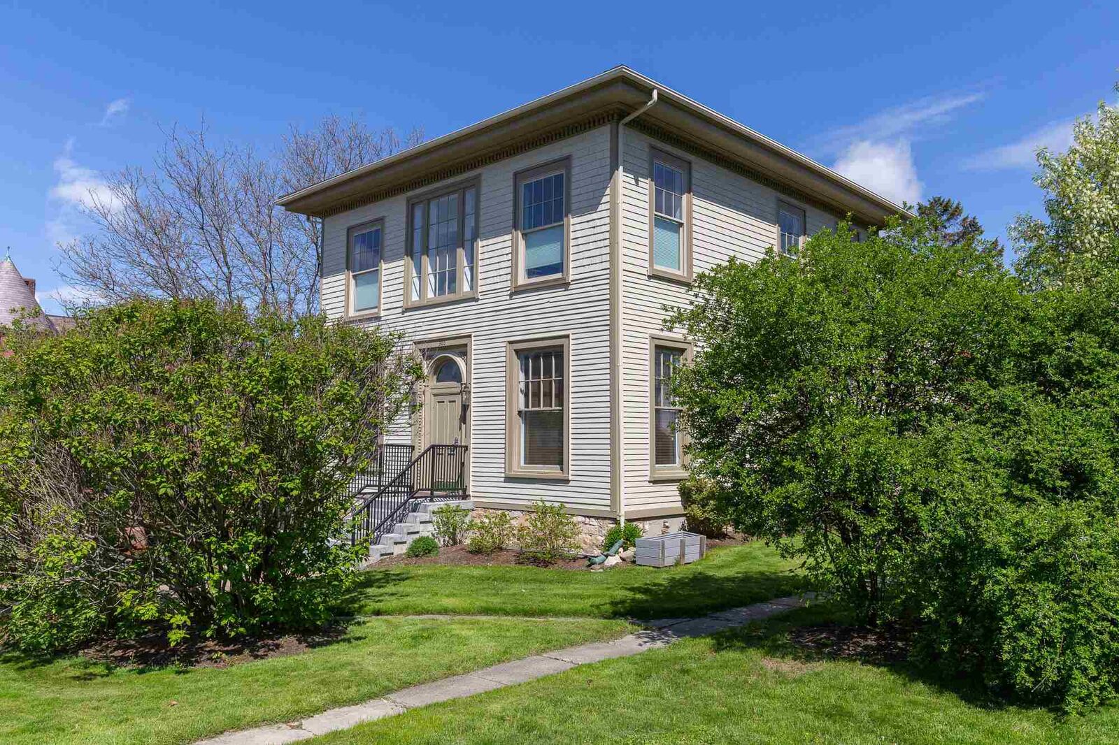 Property Photo:  300 Main Street  VT 05401 