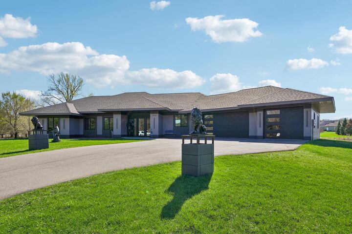 Property Photo: 24122 Hilo Court MN 55025