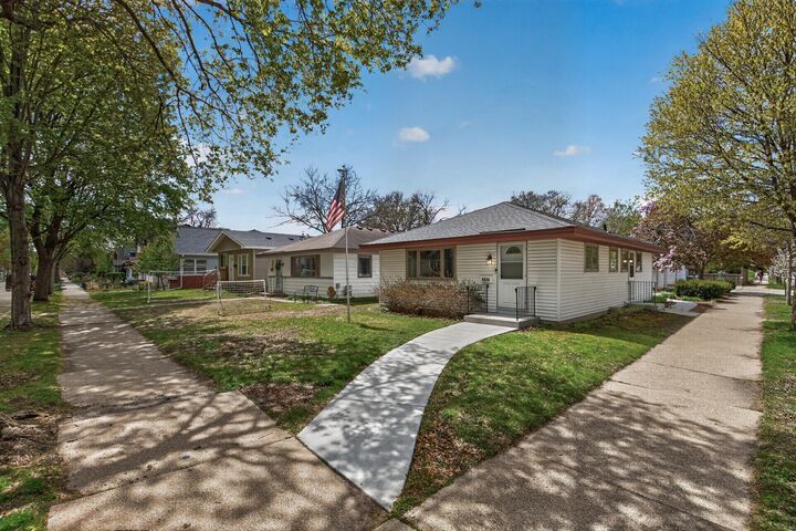 Property Photo:  4500 Pillsbury Avenue S  MN 55419 