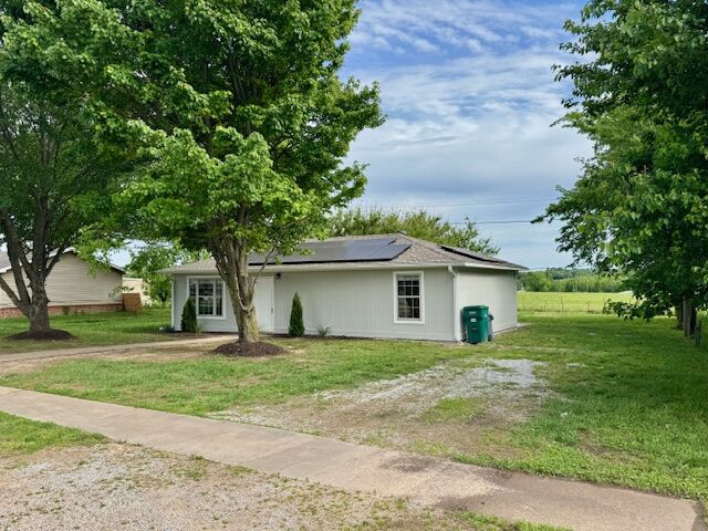 Property Photo:  747 Austin Avenue  AR 72722 