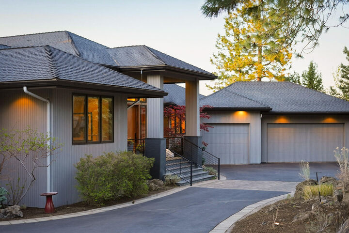 Property Photo:  3072 NW Duffy Drive  OR 97703 