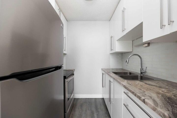 Property Photo:  11721 Macdonald Drive 1102  AB T9H 4H1 