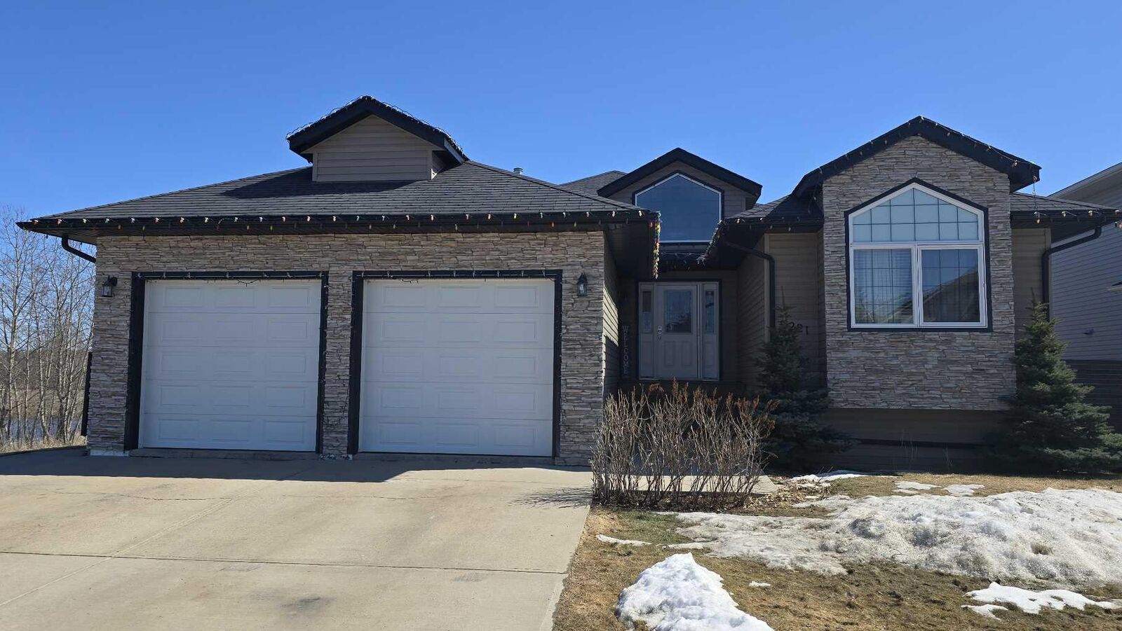 Property Photo: 9221 91 Ave AB T0A 2C0