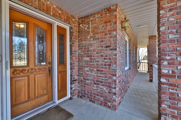 Property Photo:  5215 67 Street  AB T4J 1K3 