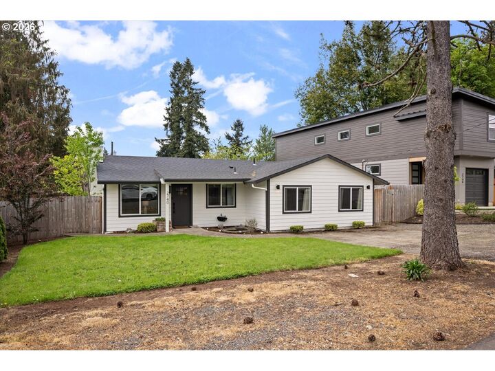 Property Photo: 2740 Lancaster St OR 97068
