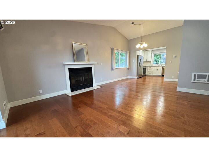 Property Photo:  2800 Treetop Ln  OR 97068 