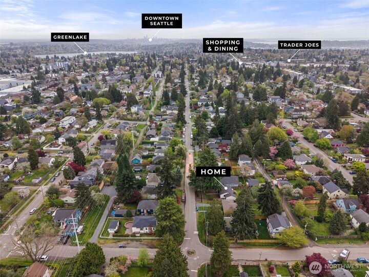 Property Photo:  9747  Evanston Ave  N  WA 98103 