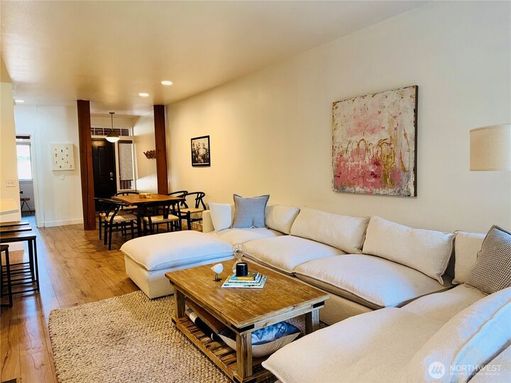 Property Photo:  20701  Club House Drive 108  WA 98826 
