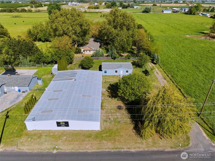 Property Photo:  84889  Triangle Station Road  OR 97862 