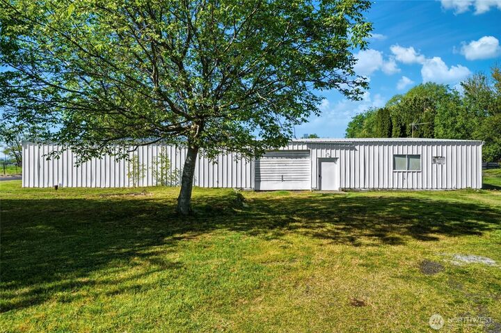 Property Photo: 84889 Triangle Station Road OR 97862