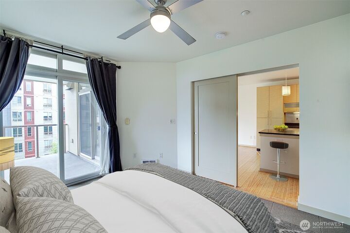 Property Photo:  1530 NW Market Street 605  WA 98107 