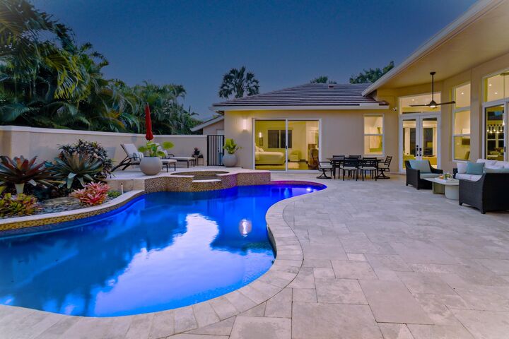 Property Photo:  2483 Eagle Watch Court  FL 33327 