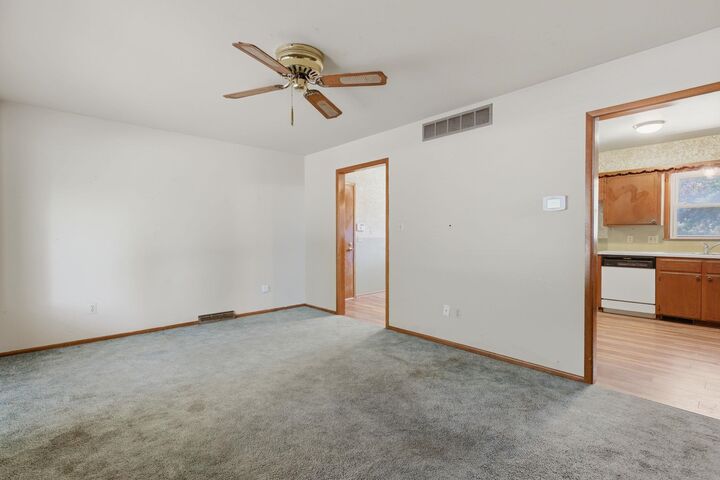 Property Photo:  800 E Sunrise  KS 67037 