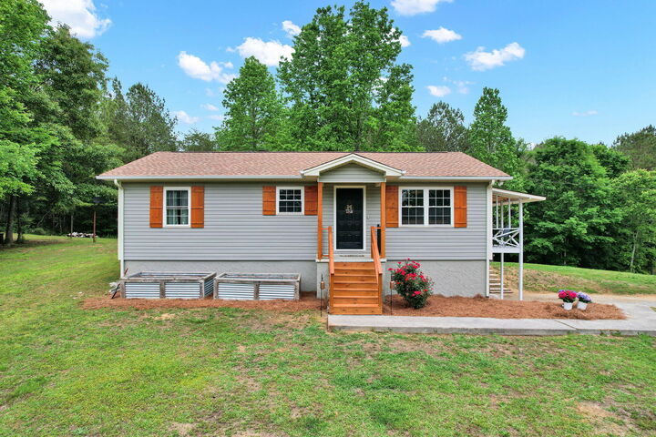 Property Photo:  1013 Osment Road SE  TN 37323 