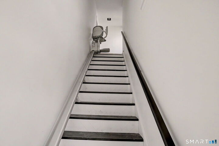 Property Photo:  135 Heatherwood Drive 135  CT 06804 
