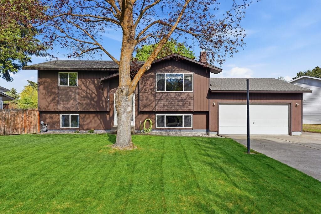 Property Photo:  7621 N Dakota St  WA 99208 