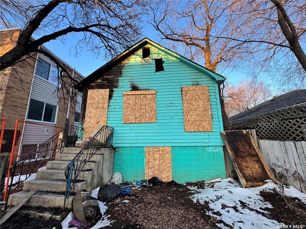 Photo de la propriété:  120 T Avenue S  SK S7M 3A8 