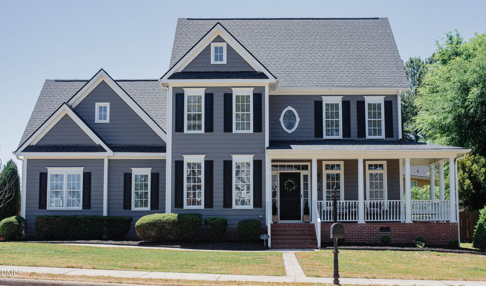 Property Photo: 1114 Clematis Street NC 27545
