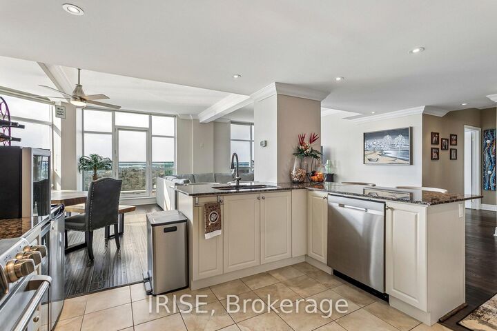 Property Photo: 9 George Street Ph01 ON L6Y 0T6