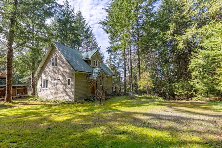 Property Photo: 113 Payne Rd BC V0N 2Y0