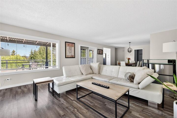 Property Photo: 215 Maliview Dr BC V8K 1R7