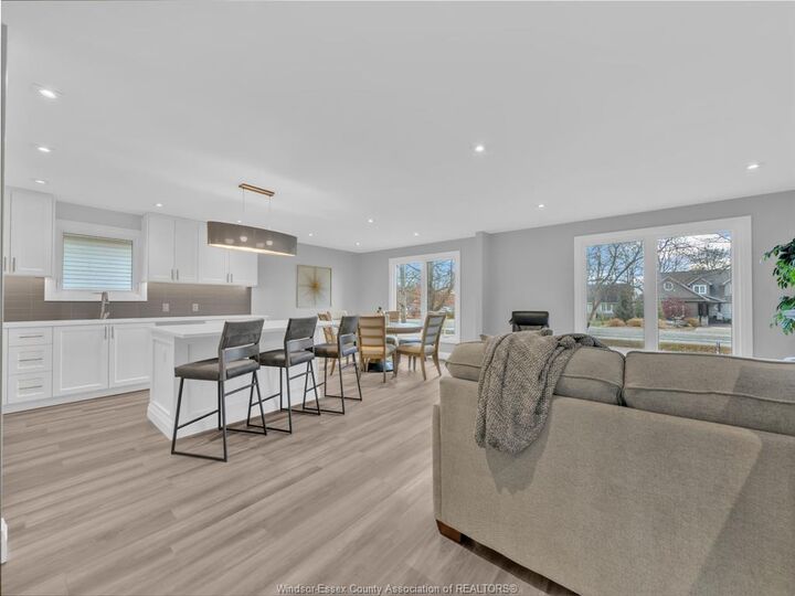 Property Photo: 332 Heritage Road ON
