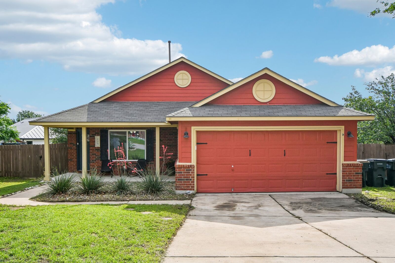 Property Photo:  125 Mason Reed Cove  TX 78640 