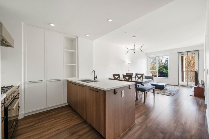 Property Photo: 6933 Cambie Street 205 BC V6P 0J1