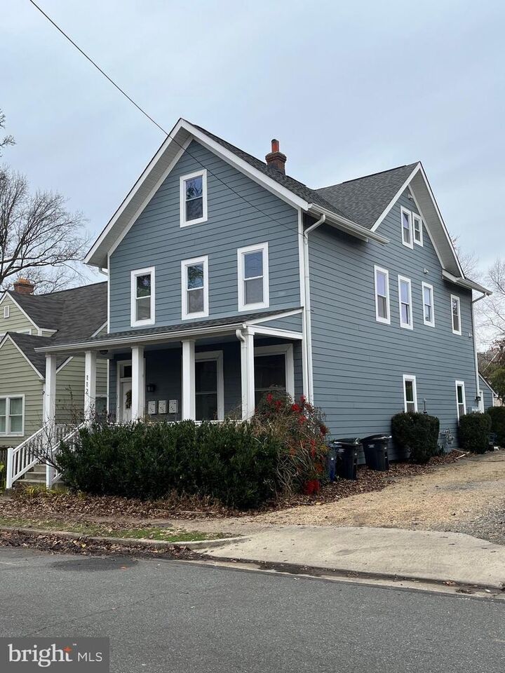 Property Photo:  112 E Howell Avenue 3  VA 22301 