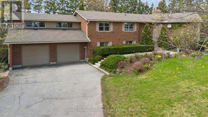 Photo de la propriété: 7690 Mill Road ON N1H 6J1