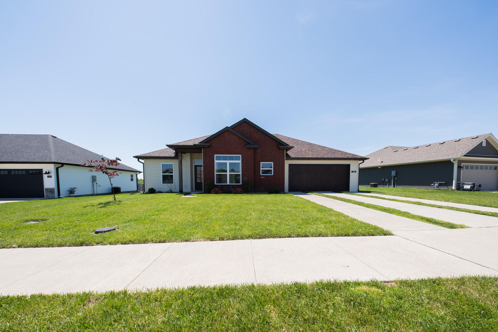 Property Photo:  708 Promenade Dr  MO 65202 