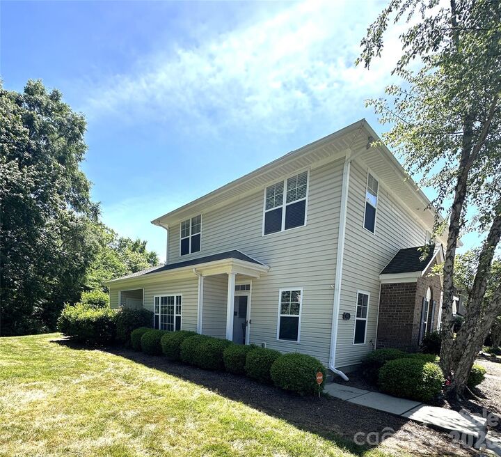 Property Photo:  11431 Savannah Creek Drive  NC 28273 
