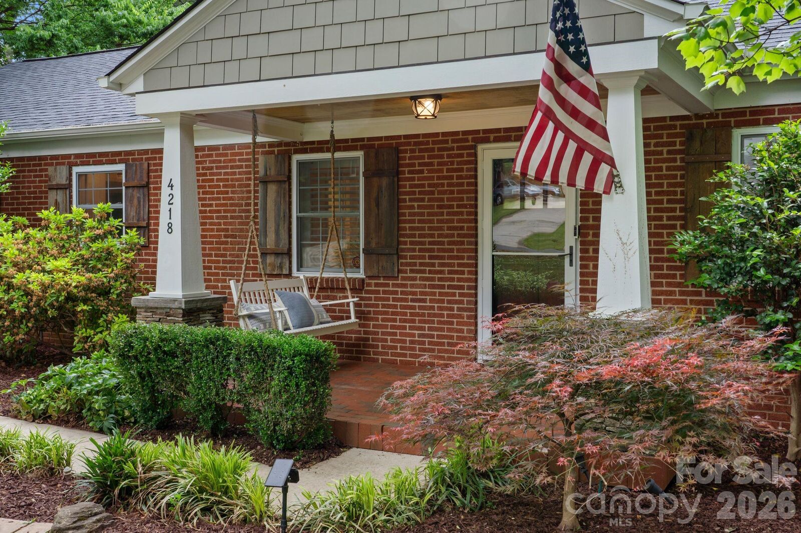 Property Photo:  4218 Windemere Lane  NC 28211 