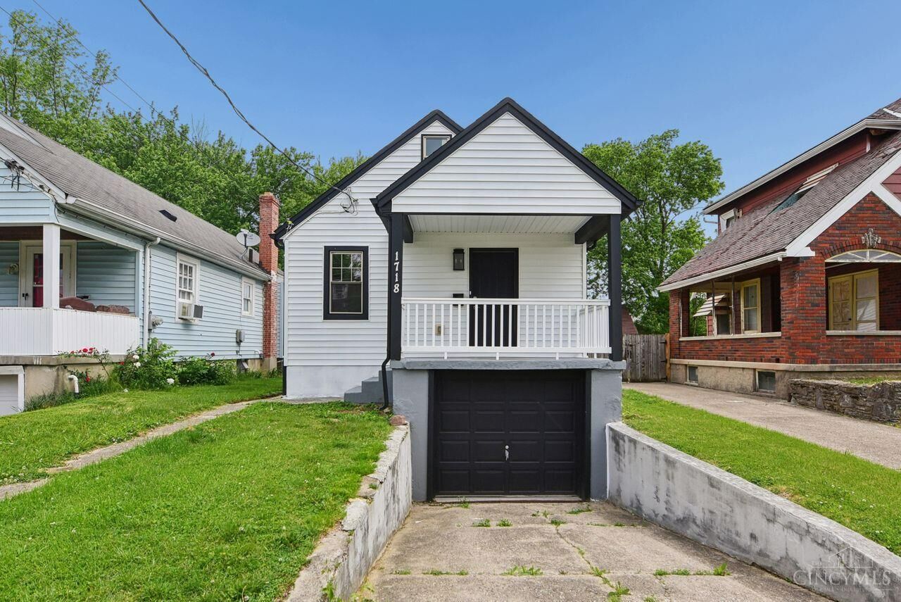 Property Photo:  1718 Waltham Avenue  OH 45239 