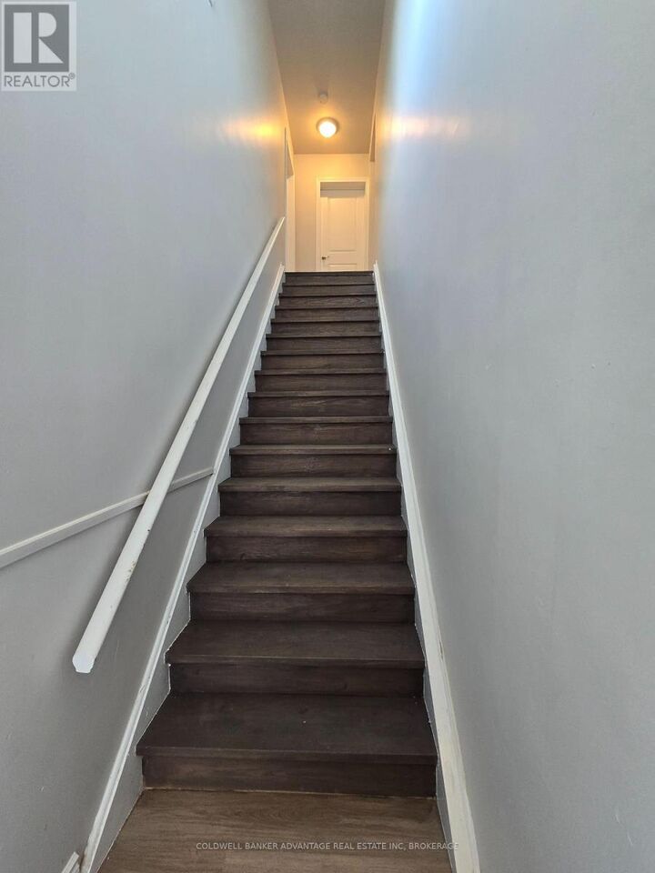 Property Photo:  936 East Main Street 1  ON L3B 3Y9 