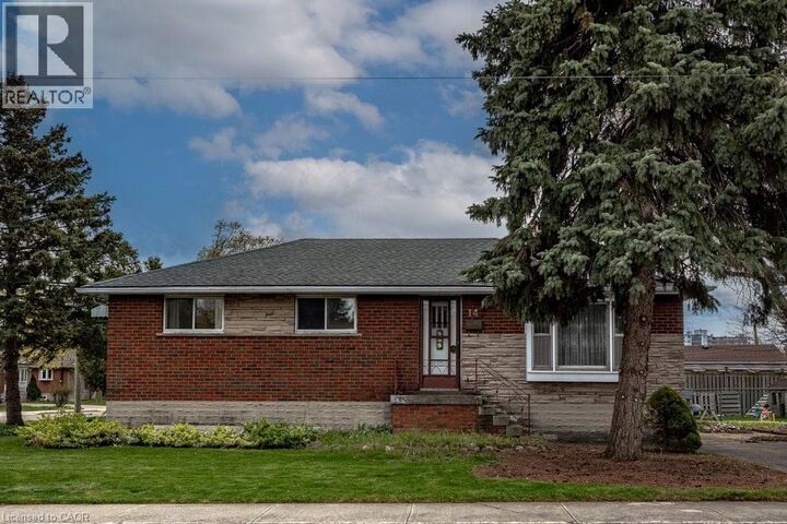 Property Photo:  14 Callie Road  ON L9A 1Z4 