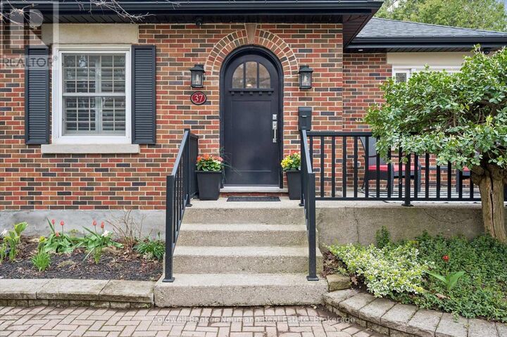 Property Photo:  37 Parkholm Avenue  ON N1E 2S4 