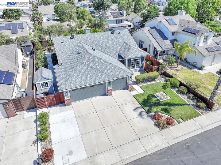 Property Photo:  2294 El Monte Dr  CA 94561 
